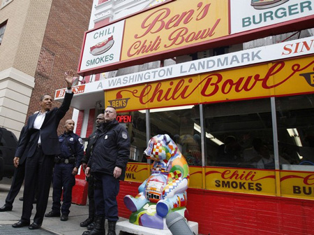 Obama visits Bens Chili Bowl obama bens chili bowl 2 Obama visits Bens Chili Bowl